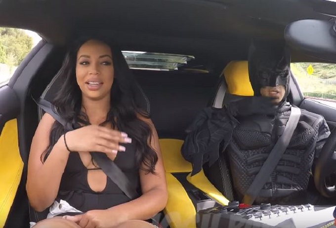 Chiami Uber e arriva Batman in Lamborghini [VIDEO]