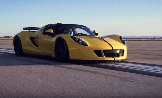 Hennessey Venom GT Spyder ha stabilito un nuovo record del mondo di velocità [VIDEO TEASER]