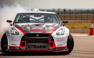 Nissan GT-R Nismo: il VIDEO del drift a più di 300 km/h che vale il primato mondiale