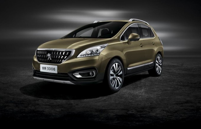 Peugeot 3008, a Pechino svelato il restyling della versione per la Cina
