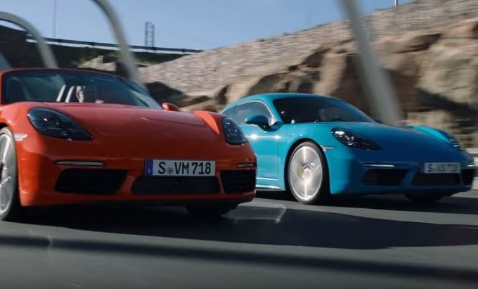 Porsche 718 Boxster e 718 Cayman: l’inseguimento è mozzafiato [VIDEO]