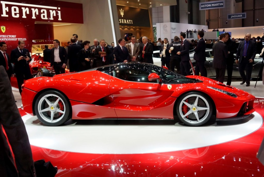 Ferrari LaFerrari Spider, compare in Rete un annuncio di vendita al prezzo di 5,1 milioni di euro