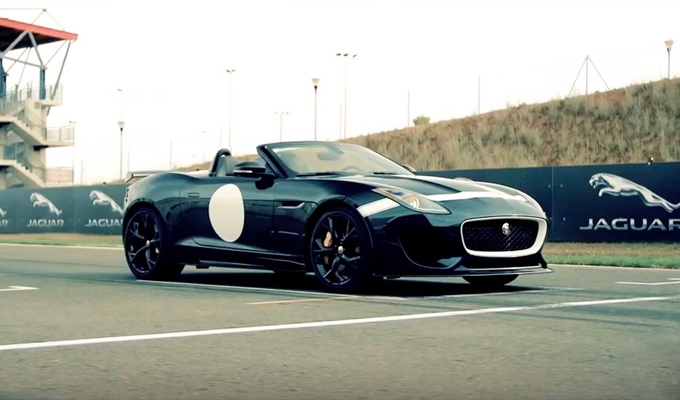 Jaguar Project 7: omaggio grintoso ed esclusivo alla storica D-Type [VIDEO]