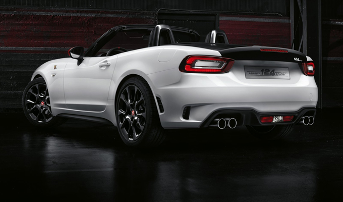 Fiat e Abarth: presentate le 124 Spider, la 595 e 500S [FOTO]