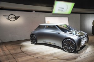 MINI Vision Next 100, la compatta di domani tra digitalizzazione e guida autonoma [FOTO e VIDEO]