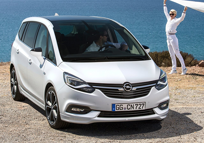 Opel Zafira MY 2017: svelato il nuovo facelift della monovolume tedesca [FOTO]