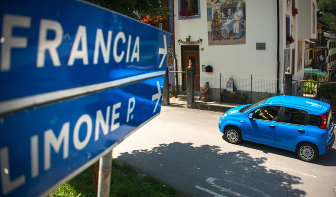 Fiat Pandazzurri diretta a Bordeaux per la sfida Italia-Germania agli Europei 2016 [FOTO]