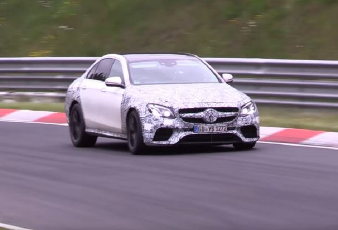 Mercedes E63 AMG MY 2017 filmata mentre gira al Nürburgring [VIDEO SPIA]