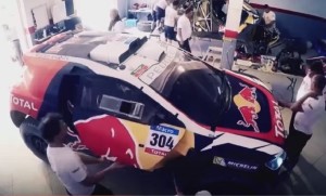 Peugeot 2008 DKR, motori accessi per il via del Silk Way Rally 2016 [VIDEO]