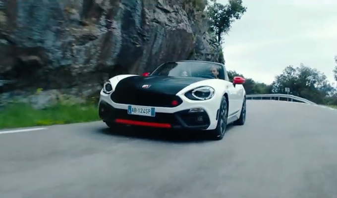 Abarth 124 Spider: un carattere pungente raccontato da Maurizio Consalvo [VIDEO]