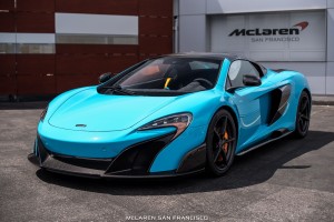 McLaren 675LT Spider, esclusivo look Fistral Blue firmato MSO [FOTO]