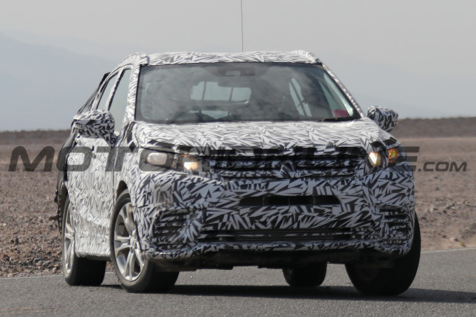 Mitsubishi XR - Foto spia 05-08-2016