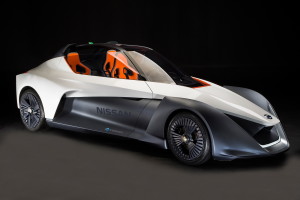 Nissan BladeGlider, la sportiva elettrica che guarda al futuro [FOTO e VIDEO]