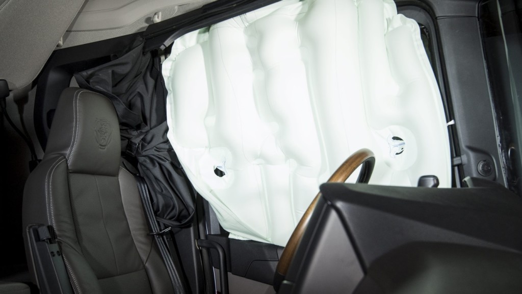 Veicoli industriali, Scania lancia gli autocarri con airbag laterali a tendina