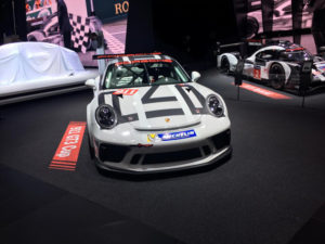 Porsche 911 GT3 Cup: nuova versione presentata al Salone di Parigi 2016 [VIDEO]