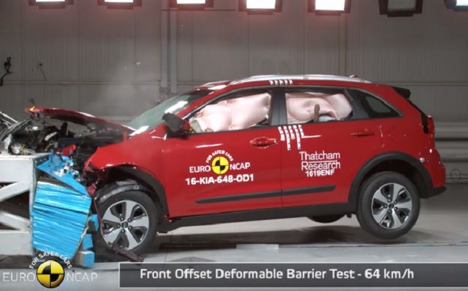 Kia Niro, per lei 4 stelle Euro NCAP [VIDEO]