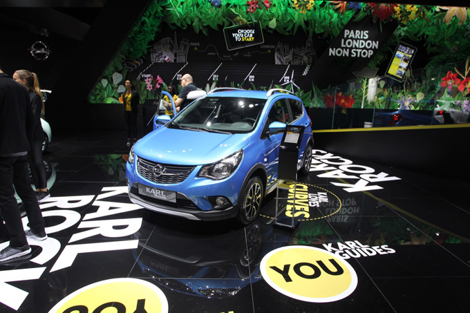 Opel Karl Rocks: la citycar travestita da mini SUV al Salone di Parigi 2016 [FOTO e VIDEO LIVE]