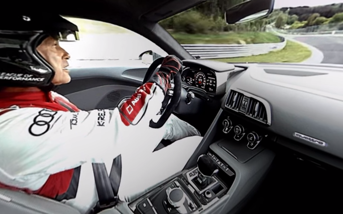 Audi R8 V10 Plus Selection 24h: al Nurburgring con Tom Kristensen a 360 gradi [VIDEO]
