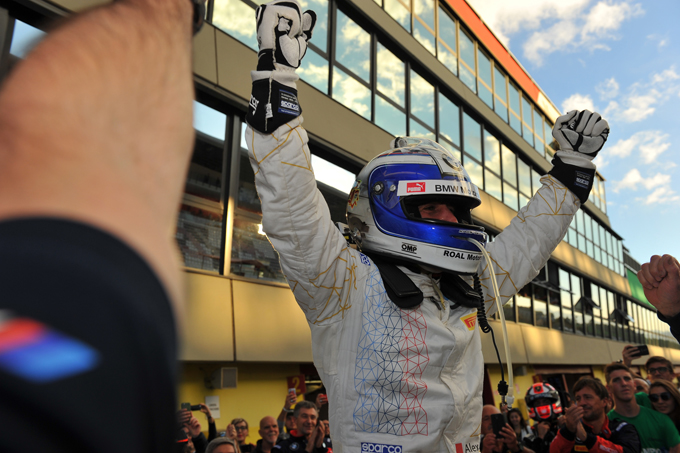 Alex Zanardi: vittoria in gara 2 al Mugello con la BMW M6 GT3 nel GT Italiano [FOTO]