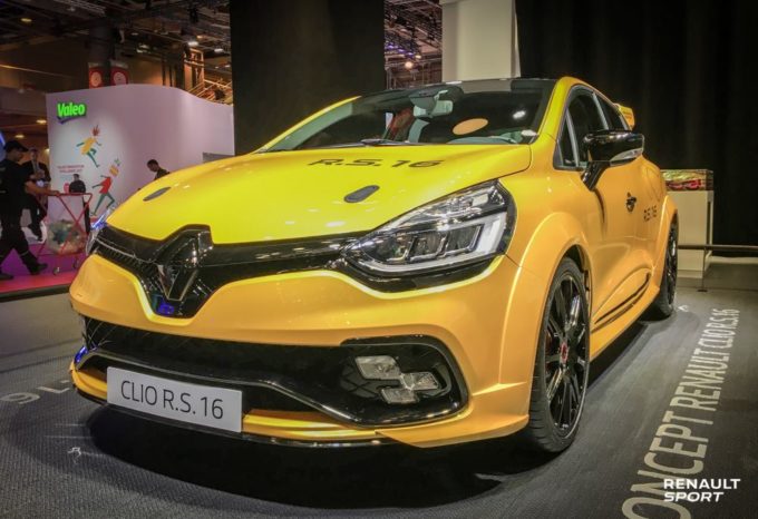 Renault Clio R.S. 16, la piccola bomba è protagonista al Salone di Parigi [FOTO]