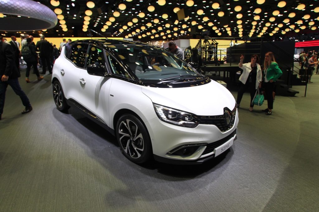 Salone di Parigi 2016: Renault Scenic e Grand Scenic, via al nuovo corso [FOTO e VIDEO LIVE]