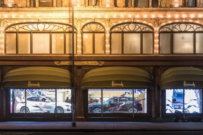 Maserati: la nuova Levante in vetrina da Harrods