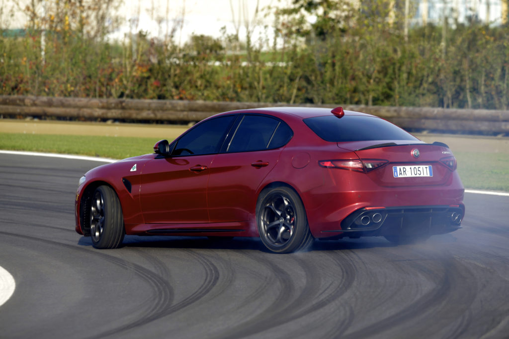 Alfa Romeo Giulia Quadrifoglio eletta “Auto dell’anno” da Top Gear