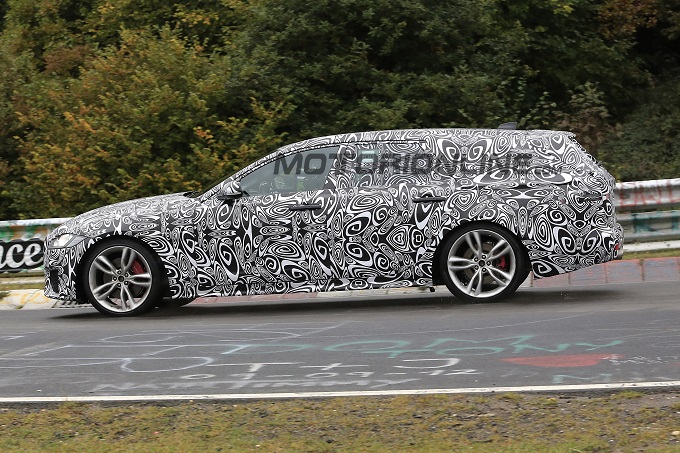 Jaguar XF Sportbrake 2017: VIDEO SPIA dal Nurburgring