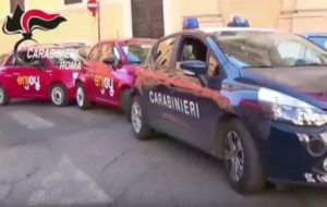 Roma, furti di 100 Fiat 500 del car sharing Enjoy: tre arrestati