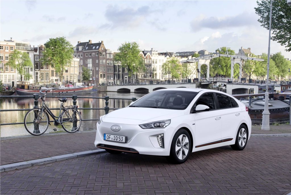 La Hyundai IONIQ si afferma ai GOOD DESIGN Awards 2016