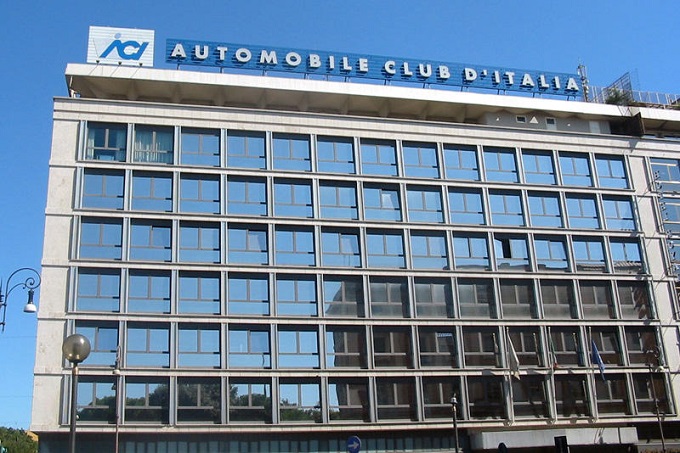 ACI, maxi-multa dell’Antitrust: 3 milioni di euro per le commissioni sul bollo
