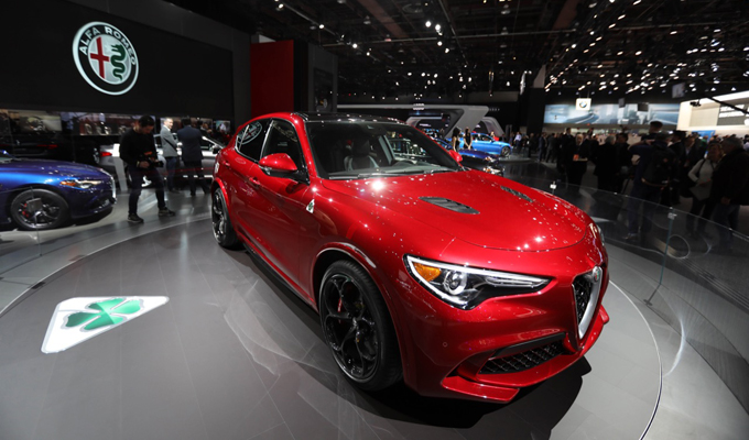 Stelvio quadrifoglio cavalli