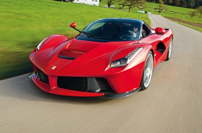 Ferrari LaFerrari, il ruggito prepotente della Rossa [VIDEO]