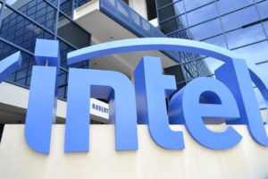 Intel entra nell’automotive acquisendo il 15% di Here