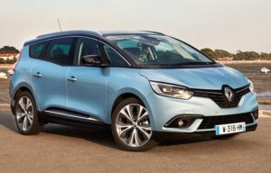 Nuova Renault Grand Scenic: a bordo si fa il pieno di tecnologia [VIDEO]