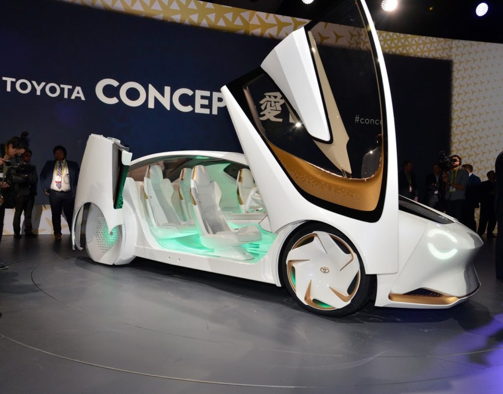 CES 2017: Toyota Concept-i, l’intelligenza artificiale a misura di mobilità [FOTO e VIDEO]