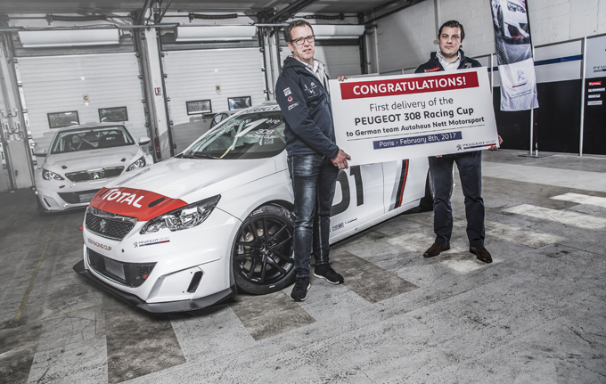 Peugeot 308 Racing Cup: prima consegna al team Autohaus Nett Motorsport