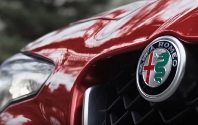 Alfa Romeo Giulia protagonista al Super Bowl 2017 con un tris di spot [VIDEO]