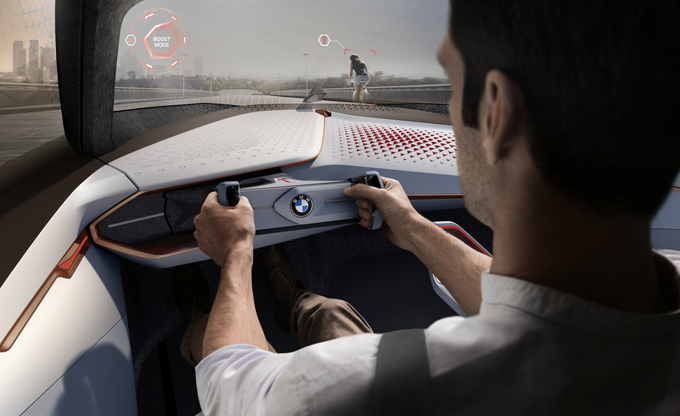 BMW, guida autonoma: almeno 10 anni di distanza dal livello 5