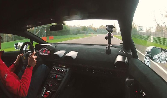 Lamborghini Huracan Performante: on board camera a Imola [VIDEO]