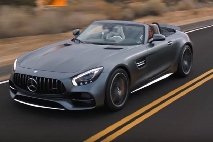 Mercedes-AMG GT C Roadster: ruggito che echeggia sulla mitica Route 66 [VIDEO]