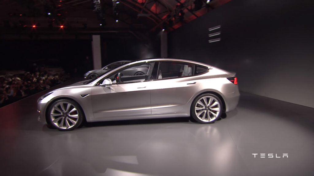 Tesla Model 3: iniziata la fase di pre produzione