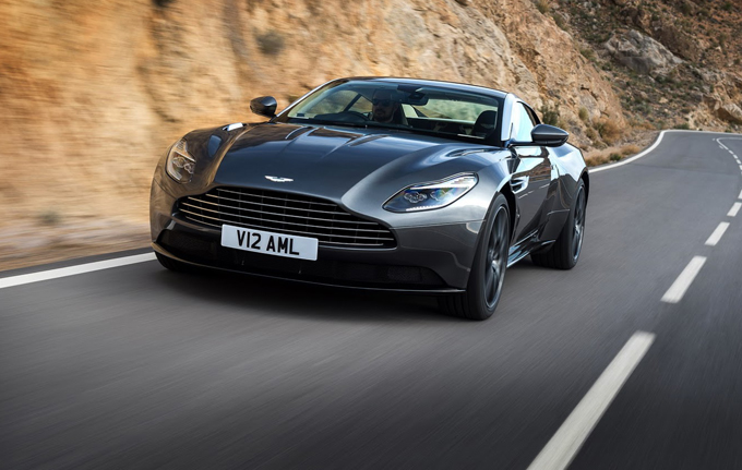 Aston Martin DB11: la versione col V8 biturbo AMG potrebbe debuttare al Salone di Shanghai