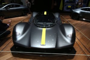 Aston Martin Valkyrie: viaggio intorno alla hypercar al Salone di Ginevra [VIDEO LIVE]