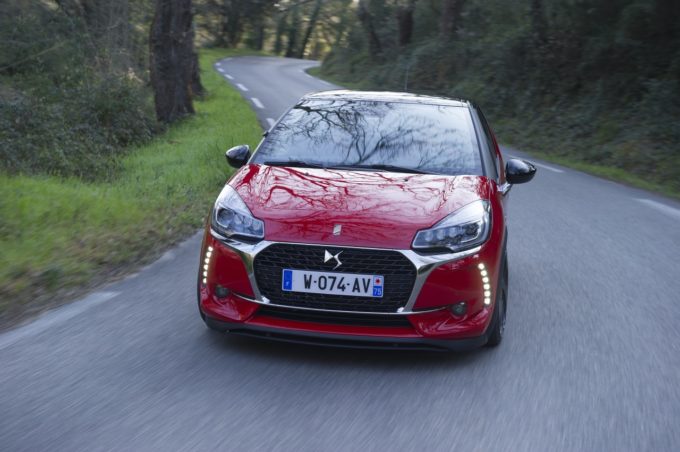 DS3 Performance: sintesi di dinamismo e raffinatezza [VIDEO]