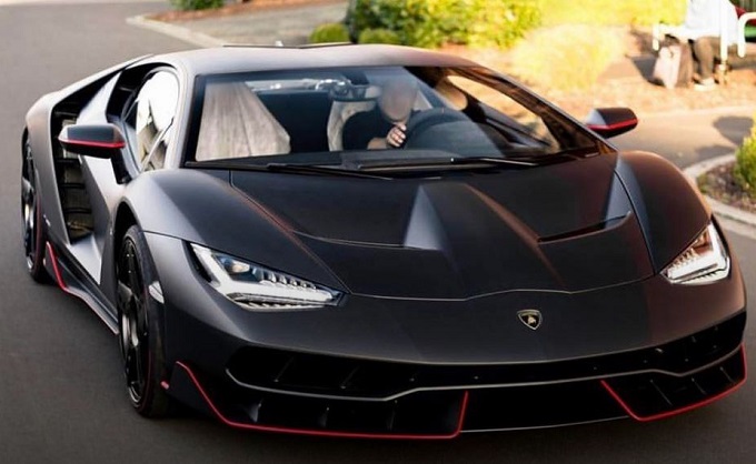 Lamborghini Centenario, altro esemplare in consegna avvistato in Germania