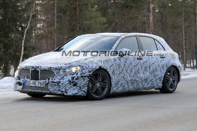 Mercedes Classe A MY 2018 foto spia 13 Marzo 2017