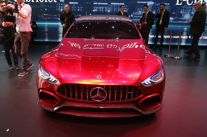 Mercedes, futuro tra sportività e sostenibilità, Blasetti: “Continueremo a fare auto appaganti” [GINEVRA 2017]