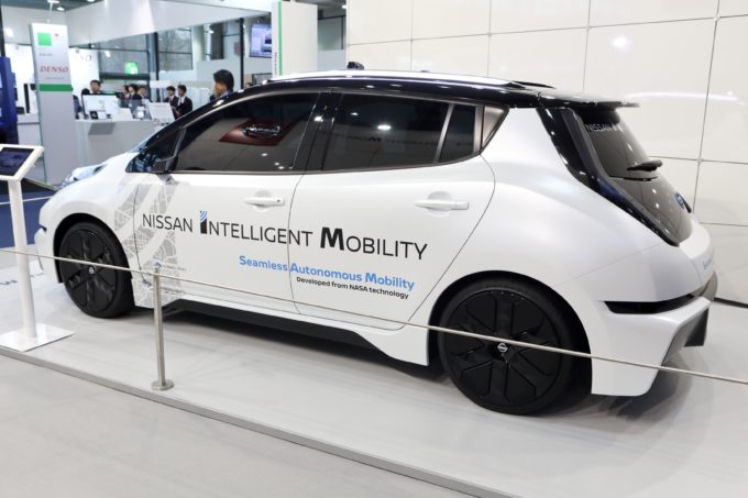 Nissan debutta al CeBIT con tecnologie per la guida autonoma
