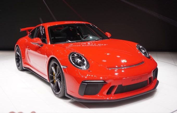 Nuova Porsche 911 GT3: la purezza della sportiva di Stoccarda si diffonde a Ginevra [VIDEO LIVE]